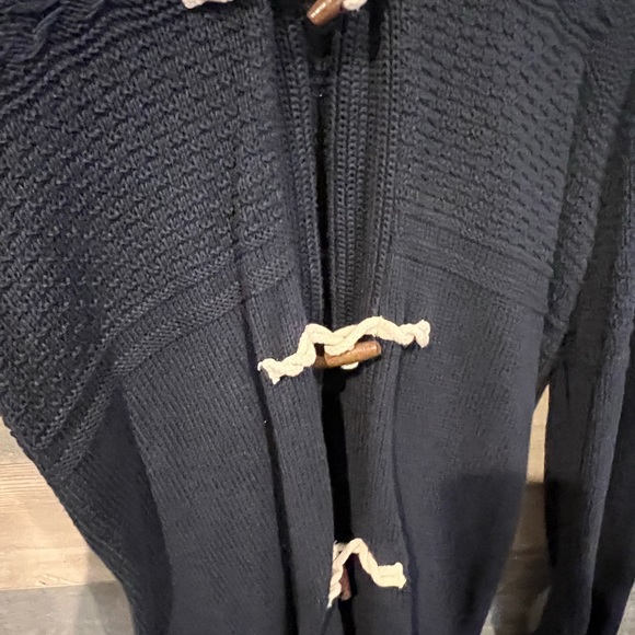 H&M - Picture 3 of 4